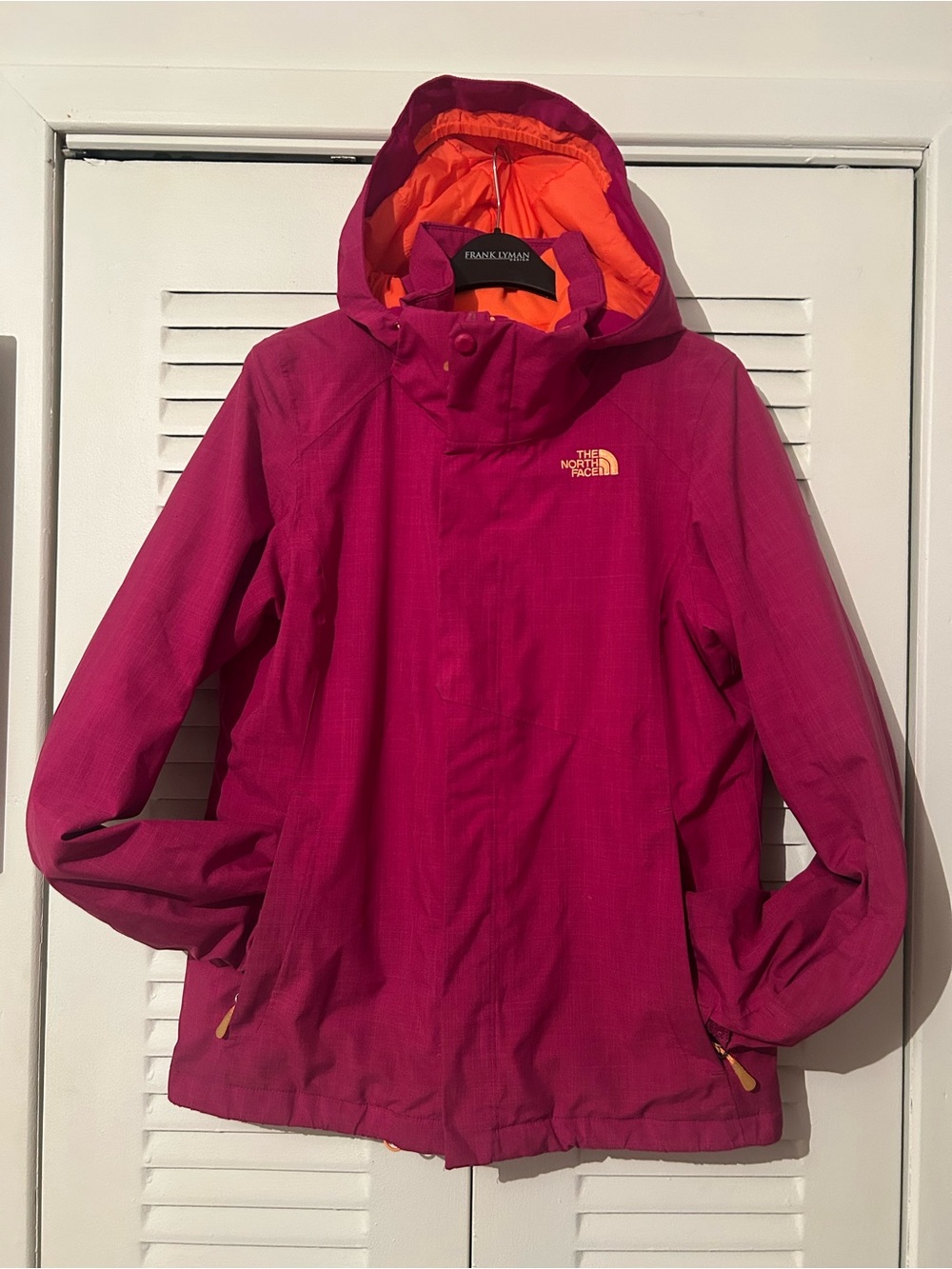 ⛷️❄️ The North Face Pink Insulated Ski Jacket w/ Powder Skirt - Size M